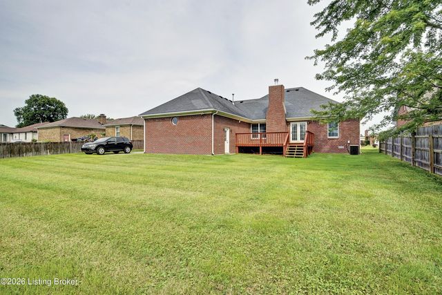 410 Old Towne Rd, Louisville, KY 40214