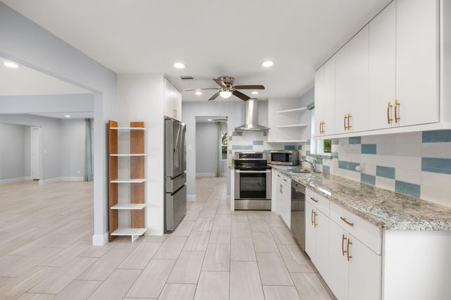 5006 Lymbar Drive, Houston, TX 77096