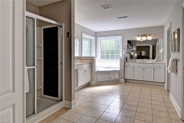 4032 Thorngate DR, Williamsburg, VA 23188