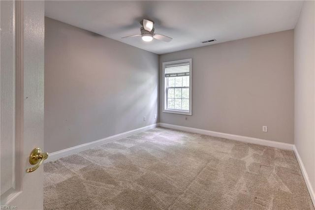 4032 Thorngate DR, Williamsburg, VA 23188