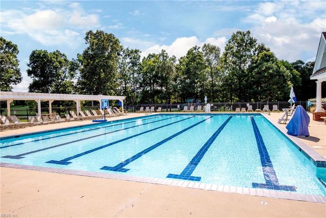 4032 Thorngate DR, Williamsburg, VA 23188