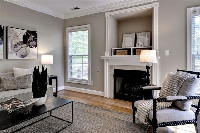 4032 Thorngate DR, Williamsburg, VA 23188