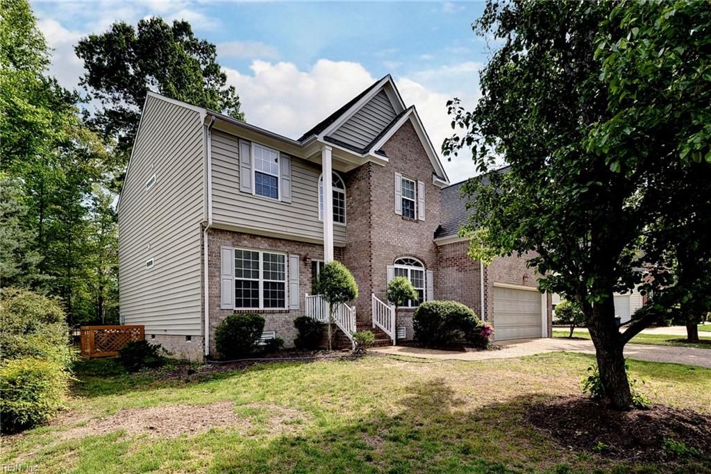 4032 Thorngate DR, Williamsburg, VA 23188