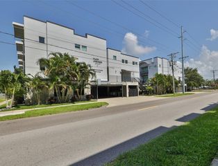 5008 S MACDILL AVENUE 19, Tampa, FL 33611
