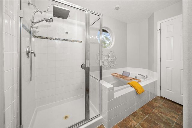 805 E Blackhawk Dr, Spokane, WA 99208