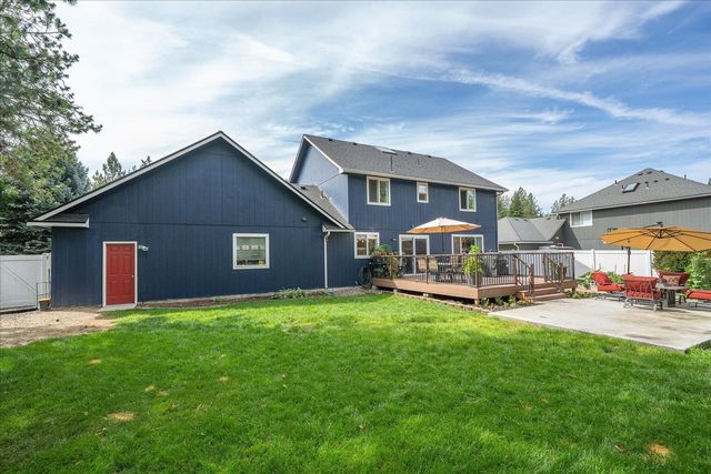 805 E Blackhawk Dr, Spokane, WA 99208