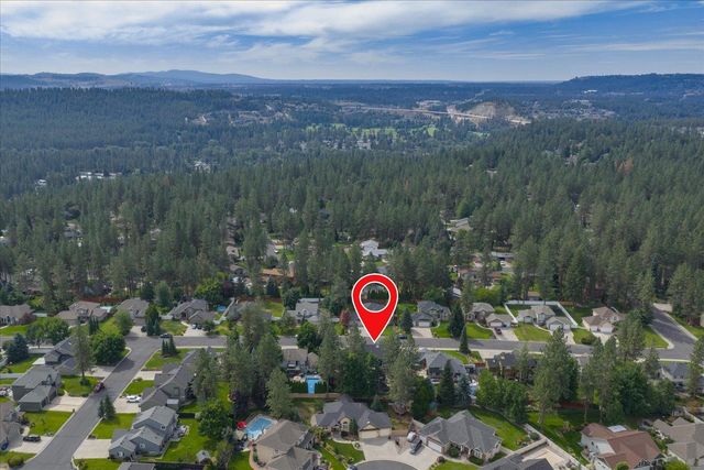 805 E Blackhawk Dr, Spokane, WA 99208