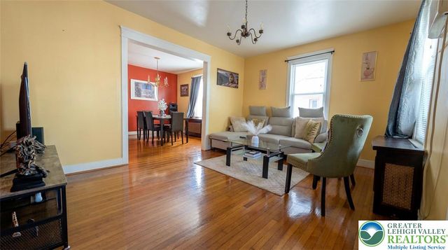 560 South Benner Avenue, Fountain Hill Boro, PA 18015