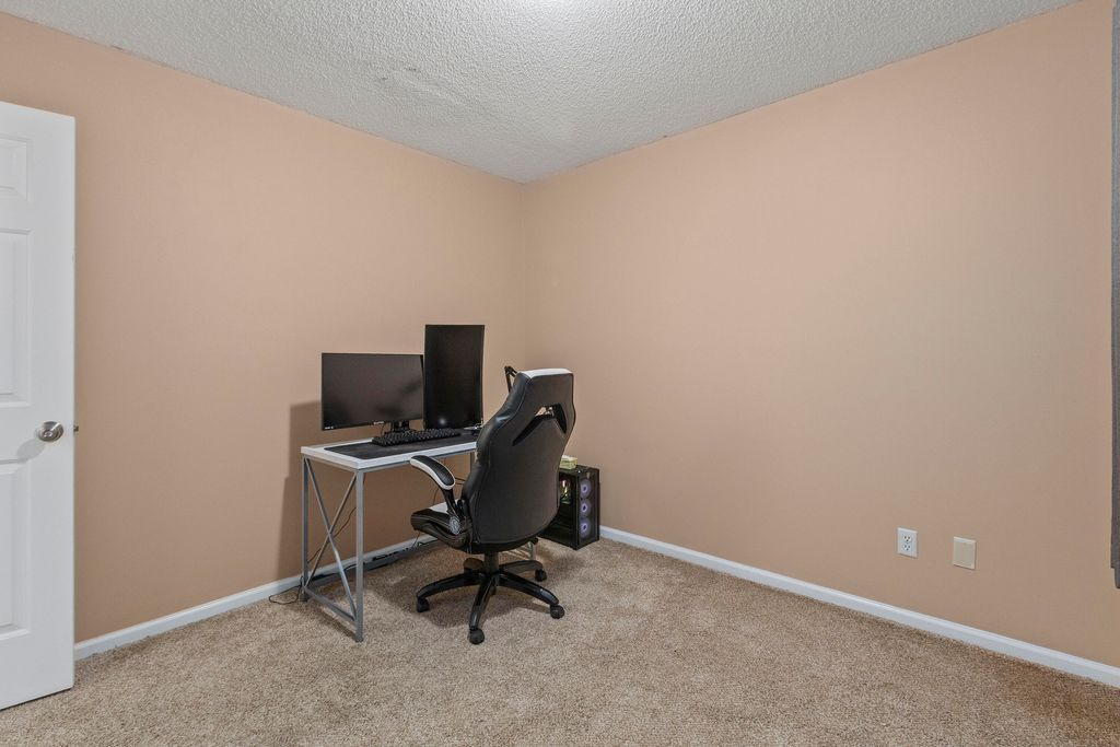 Image 18 of property listing at 119 Patriot Lane, Summerville, SC 29486