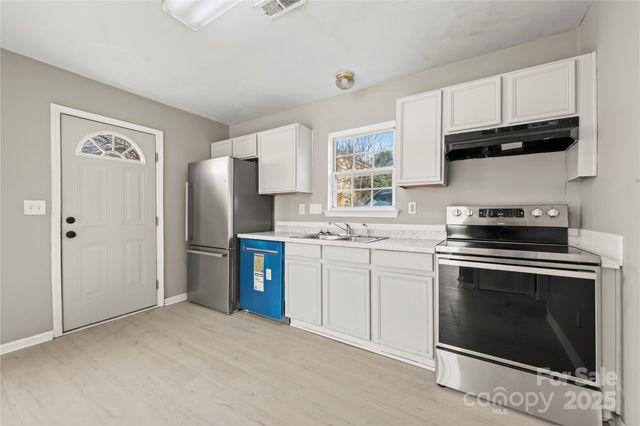 2316 West Boulevard, Charlotte, NC 28208