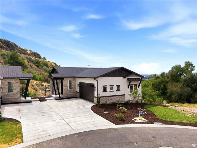 571 S ELENA LN, Ogden, UT 84404