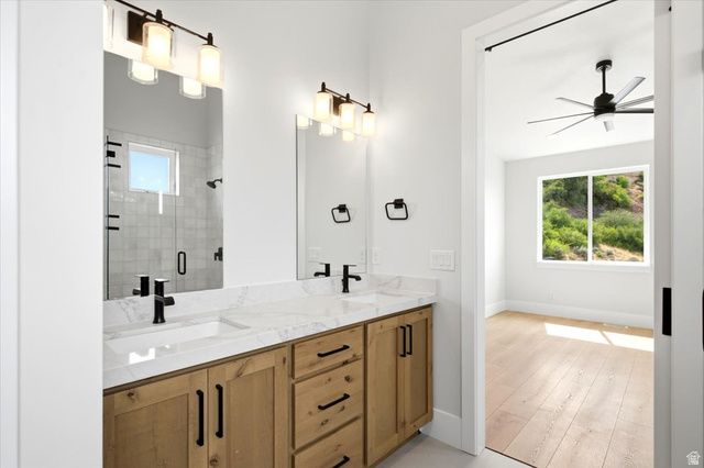 571 S ELENA LN, Ogden, UT 84404