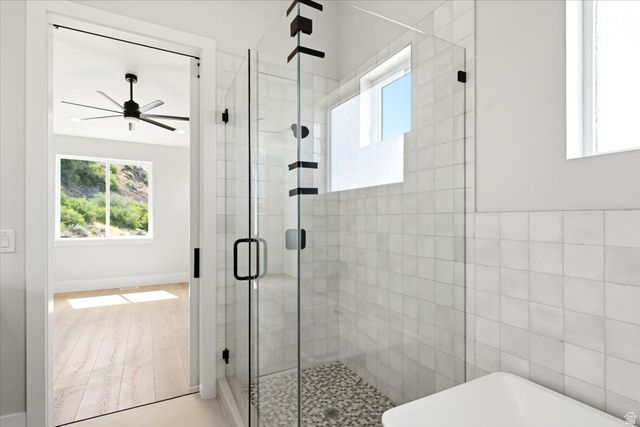 571 S ELENA LN, Ogden, UT 84404