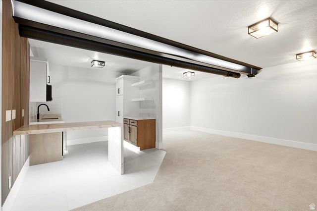 571 S ELENA LN, Ogden, UT 84404