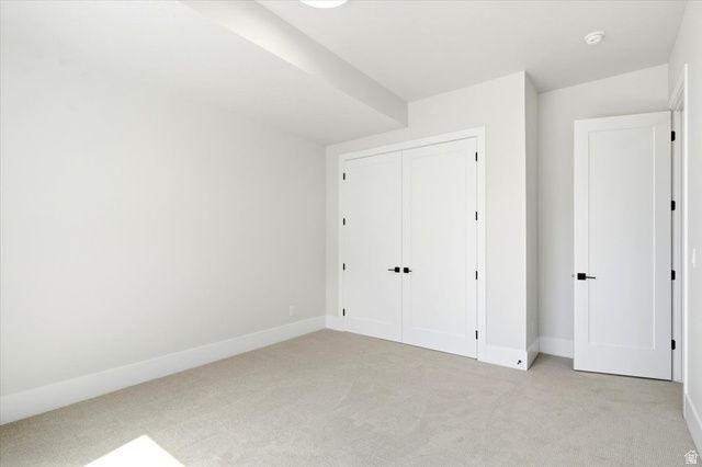 571 S ELENA LN, Ogden, UT 84404