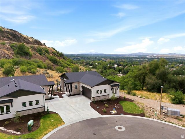 571 S ELENA LN, Ogden, UT 84404