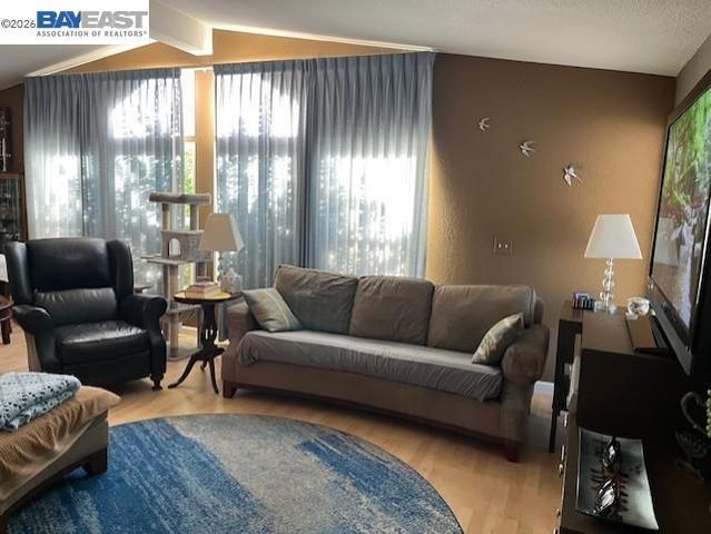 23 Palm Drive, Union City, CA 94587