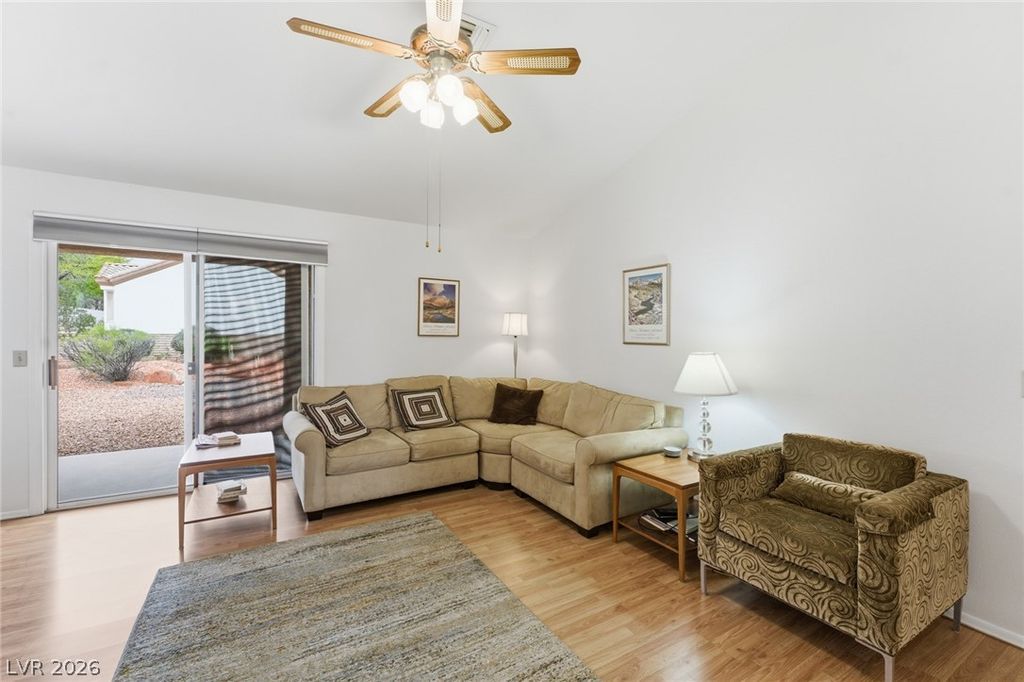 Image 14 of property listing at 2809 Tumble Creek Court, Las Vegas, NV 89134