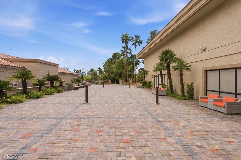 Image 43 of property listing at 2809 Tumble Creek Court, Las Vegas, NV 89134