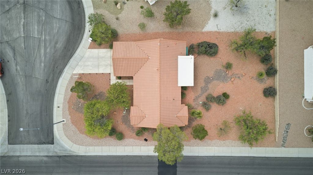Image 6 of property listing at 2809 Tumble Creek Court, Las Vegas, NV 89134
