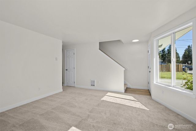 4 107th Street SE, Everett, WA 98204
