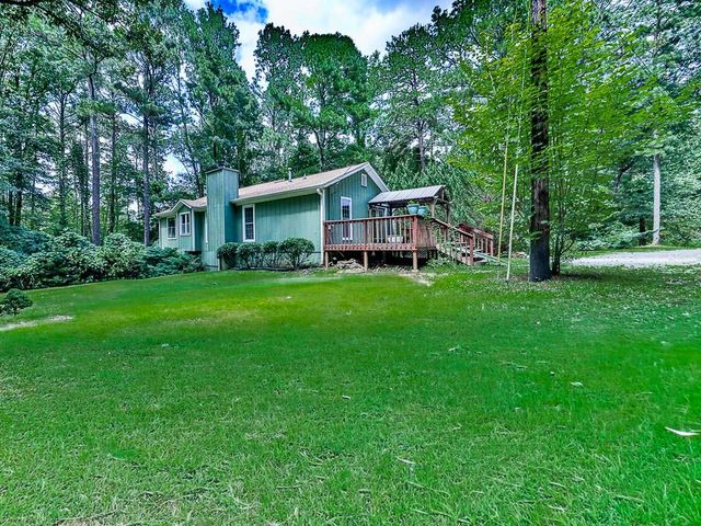 4211 Rose Trail SE, Acworth, GA 30102