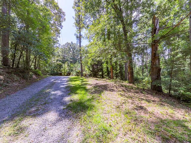 4211 Rose Trail SE, Acworth, GA 30102