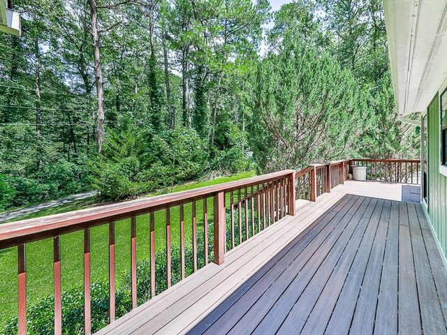 4211 Rose Trail SE, Acworth, GA 30102
