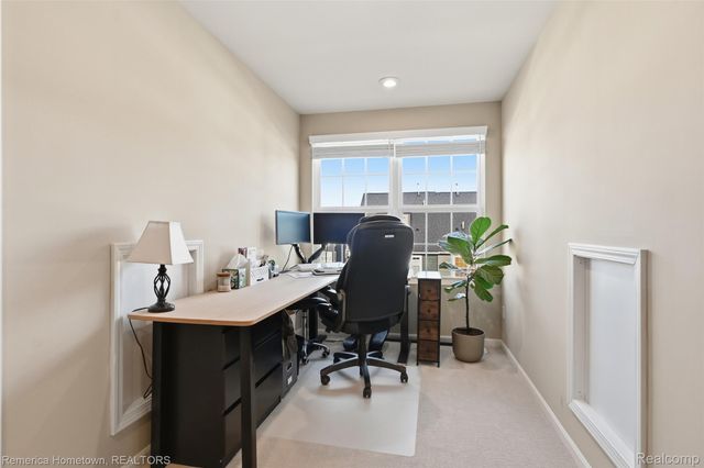 230 Sydney Court S, Plymouth, MI 48170
