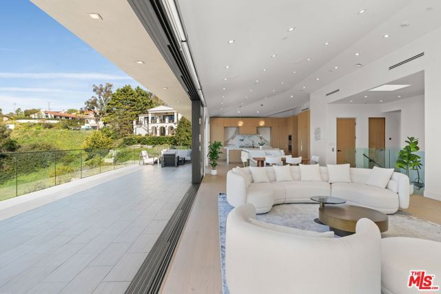 1565 Via Leon, Palos Verdes Estates, CA 90274