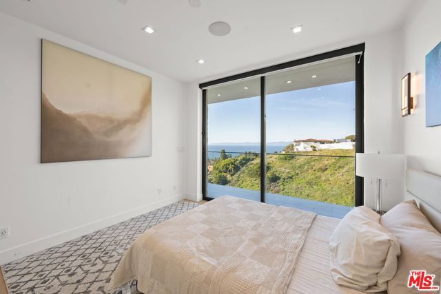 1565 Via Leon, Palos Verdes Estates, CA 90274