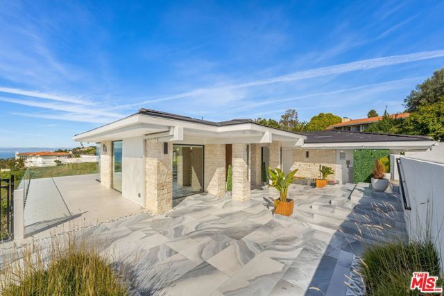 1565 Via Leon, Palos Verdes Estates, CA 90274