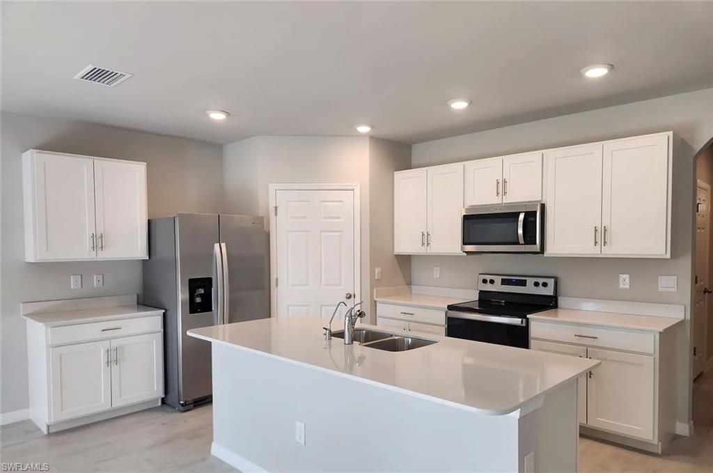 20580 Charles ST, ALVA, FL 33920 — photo 3