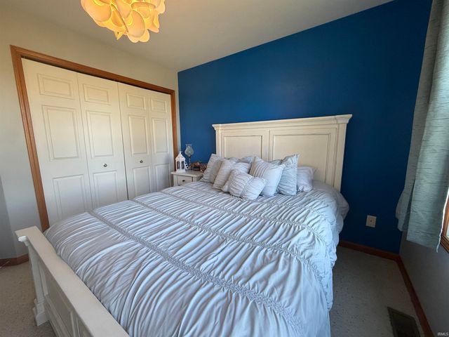 57143 Garnet Lane, Goshen, IN 46528