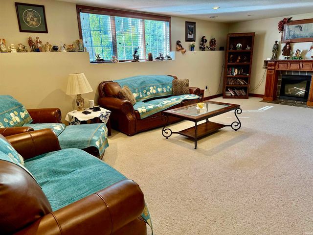 57143 Garnet Lane, Goshen, IN 46528