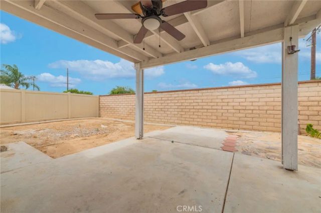 2074 Alfalfadale Road, Perris, CA 92571