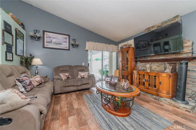 2074 Alfalfadale Road, Perris, CA 92571