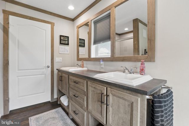 464 SANDTOWN RD, Felton, DE 19943