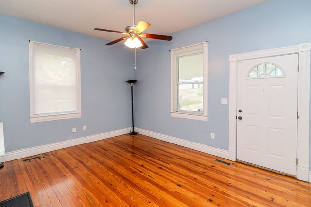 400 E Court Street, Lawrenceburg, KY 40342