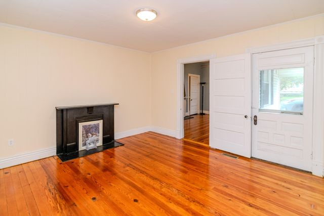 400 E Court Street, Lawrenceburg, KY 40342