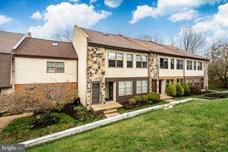 239 SMALLWOOD CT #239, West Chester, PA 19380