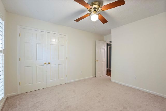 1528 HOLLY HILL DR, Memphis, TN 38138