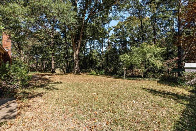 1528 HOLLY HILL DR, Memphis, TN 38138