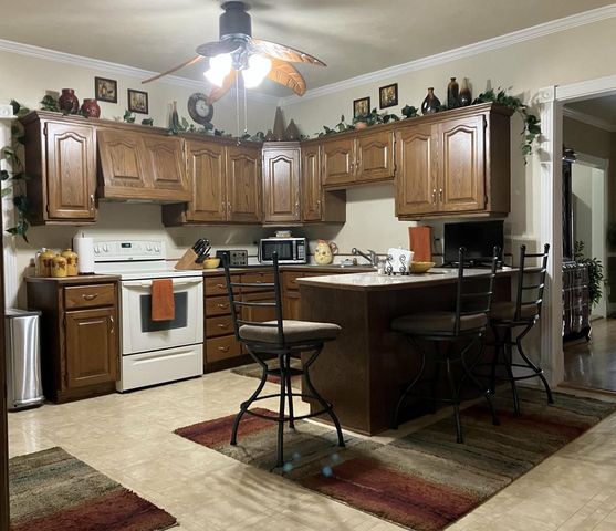 142 Dewey Street, Sun Prairie, MN 53590