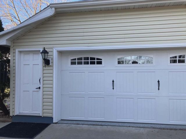 142 Dewey Street, Sun Prairie, WI 53590