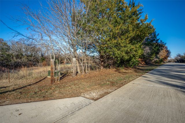 403 Woodland Drive, Copper Canyon, TX 75077