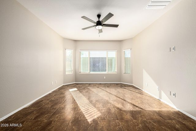 10809 W SADDLEHORN Road, Peoria, AZ 85383