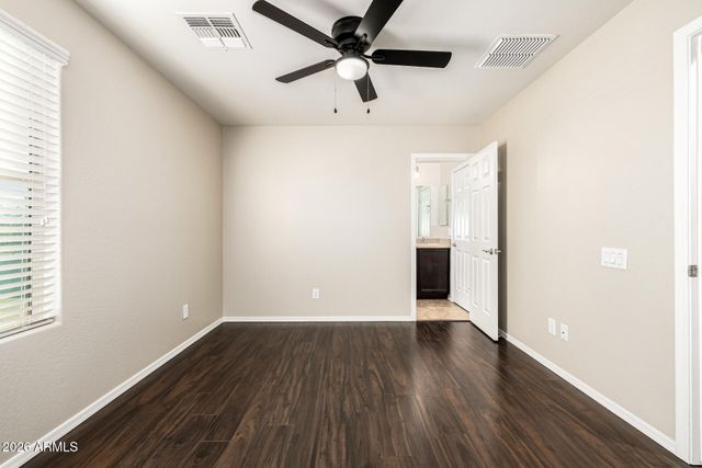 10809 W SADDLEHORN Road, Peoria, AZ 85383