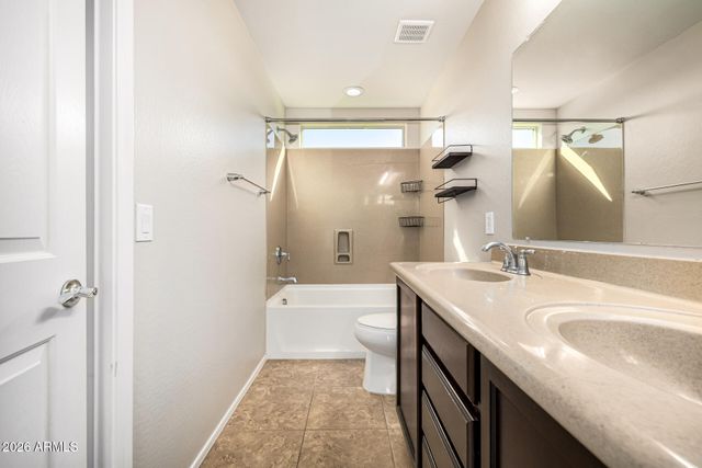 10809 W SADDLEHORN Road, Peoria, AZ 85383