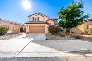 10809 W SADDLEHORN Road, Peoria, AZ 85383